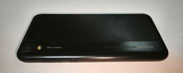 Б/в Мобільний телефон Huawei honor 8s 2/32gb ksa-lx9 01-200976786