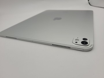 Б/в Планшет Apple ipad pro 13 2024 wi-fi 256gb 01-200918936