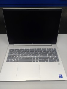 Б/в Ноутбук Hp 15/core ultra 5 225u ddr5/16gb ddr5/hdd *відсутній/ssd 500 gb/*інтегрована 01-200995327