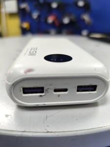 Б/в Зовнішній акумулятор Bestek bk77481 20000mah 01-201042607