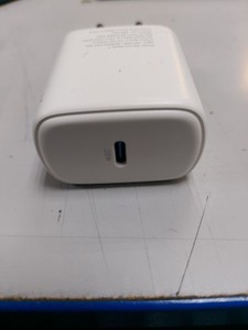 Б/в Мережевий зарядний пристрій Proove 20w silicone power 2 01-201075675