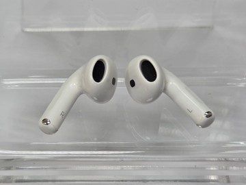 Б/в Навушники Apple airpods 4 with active noise cancellation 01-201097343