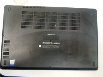 Б/в Ноутбук Dell 15/core i5 6300u ddr3/8gb ddr3/ssd 120 gb/*інтегрована 01-201110452