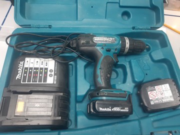 Б/в Шурупокрут Makita bhp343 2акб 1,5ah зп 01-201110386