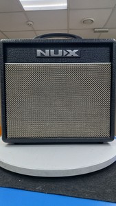 Б/у Комбоусилитель Nux mighty 20 mkii 01-201151091