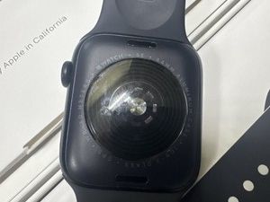 Б/в Смарт-годинник Apple watch se 2 gps 44mm aluminium case 01-201150990