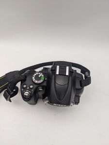 01-200744699: Nikon d5000 body