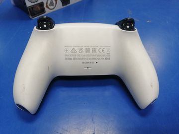 01-200780398: Sony playstation 5 slim 1tb