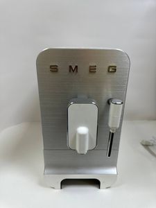 01-200788731: Smeg bcc02whmeu