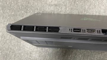 01-200762224: Lenovo loq 15arp9 luna