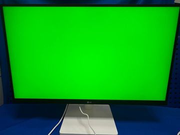 01-200797635: Lg 27us500-w