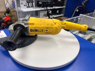 01-200771098: Dewalt dwe492