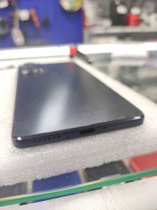 Б/в Мобільний телефон Motorola edge 20 8/128gb 01-200806417