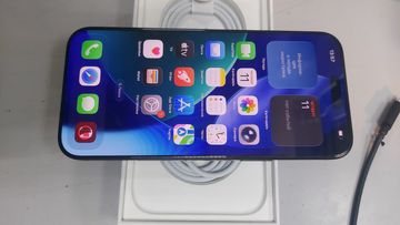 Б/у Мобильний телефон Apple iphone 16 pro max 256gb 01-200811345