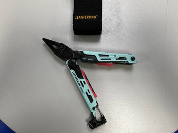 Б/у Мультитул Leatherman signal 01-200827903