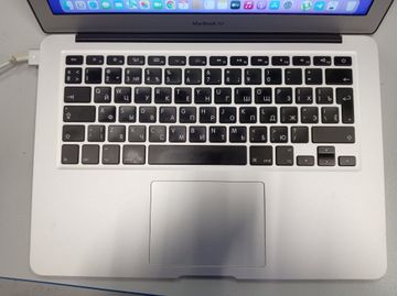 Б/у Ноутбук Apple a1466/core i5 1,8 ghz/ram 8gb/ssd 120gb/hd graphics 6000 01-200831443