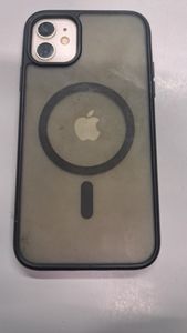 Б/в Мобільний телефон Apple iphone 11 64gb 01-200833984