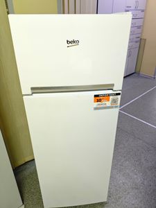 Б/в Холодильник з морозильною камерою Beko rdsa240k20w 01-200832878