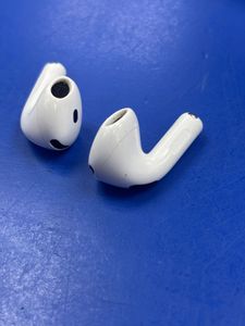Б/у Наушники Apple airpods 4 with active noise cancellation 01-200831500