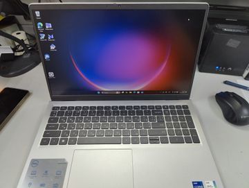 Б/у Ноутбук Dell 15/core i7-1355u ddr5/16gb ddr5/hdd *відсутній/ssd 1000 gb/*інтегрована 01-200842271