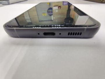 Б/в Мобільний телефон Samsung galaxy s23 fe sm-s711b 8/256gb 01-200855812