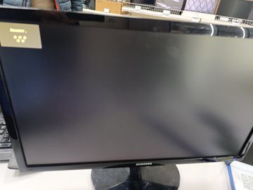 Б/в Монітор Samsung s24d300 01-200856657