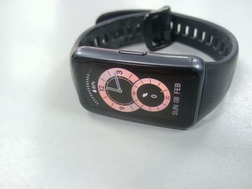Б/в Фітнес-браслет Huawei band 6 01-200866376