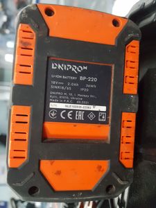 Б/у Шуруповерт Dnipro-M cd-218 1акб 2ah зп 01-200891207