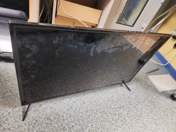 Б/в Телевізор Kivi 24h600kd 01-200892947