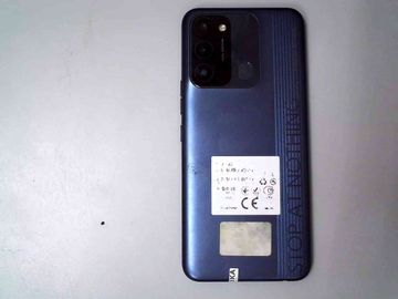 Б/в Мобільний телефон Tecno spark 8с kg5k 4/128gb 01-200900344