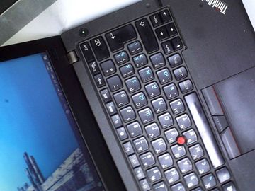 Б/в Ноутбук Lenovo 12/core i5 6200u ddr3/8gb ddr3/ssd 120 gb/*інтегрована 01-200901389