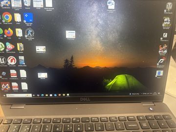 Dell 15/core i7 9850h ddr4/16gb ddr4/hdd *відсутній/ssd 256 gb/*інтегрована