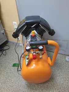 Б/у Компрессор Grad Tools 7043935 01-200903428