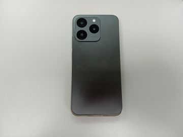 Б/у Мобільний телефон Realme 15t 12/256gb 01-200907156