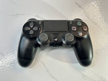 Б/в Геймпад Sony dualshock 4 v2 01-200907922
