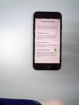 Б/в Мобільний телефон Apple iphone 7 32gb 01-200902942