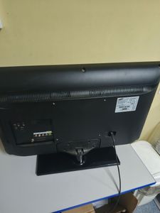 Б/у Телевизор Samsung ue32eh4030w 01-200906338