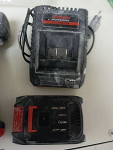 Б/у Шуруповерт Crown ct21104xs 01-200915654