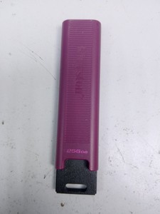 Б/в Флеш-накопичувач usb Kingston datatraveler max 256gb 01-200937193