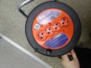 Б/в Подовжувач на котушці Horoz Electric 50 m 3 на 1,5 01-200940672