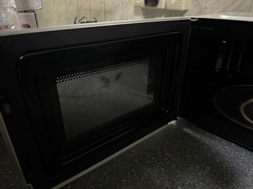 Б/у Микроволновая печь Hisense h20momp1h 01-200941040