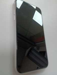 Б/у Мобільний телефон Apple iphone xr 64gb 01-200950429
