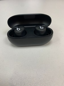 Beats By Dr. Dre solo buds matte
