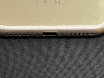 Б/в Мобільний телефон Apple iphone 7 32gb 01-200993326