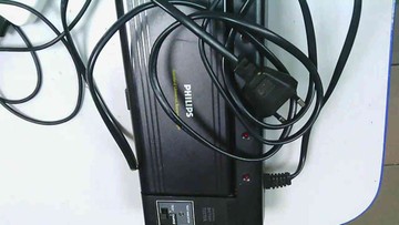 Б/в Зарядний пристрій Philips battery charger pnc 251 01-201001416