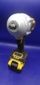 Б/в Гайковерт Dewalt dcf961h2t 01-201027199