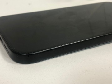 Б/в Мобільний телефон Apple iphone 15 256gb 01-201033867
