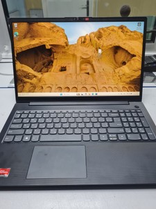 Lenovo 15/ryzen 3 7320u ddr5/16gb ddr4/ssd 512 gb/amd radeon 610m