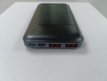 Б/в Повербанк Rivacase va2101 10000mah / 132653 01-201094598