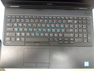 Б/в Ноутбук Dell 15/core i5 6300u ddr3/8gb ddr3/ssd 120 gb/*інтегрована 01-201110452
